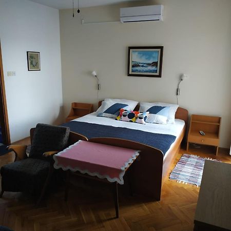 Lilianka Hotell Selce Rum bild