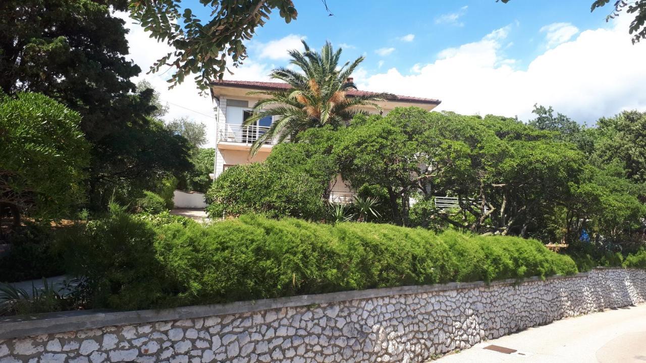 Lilianka Hotell Selce Exteriör bild