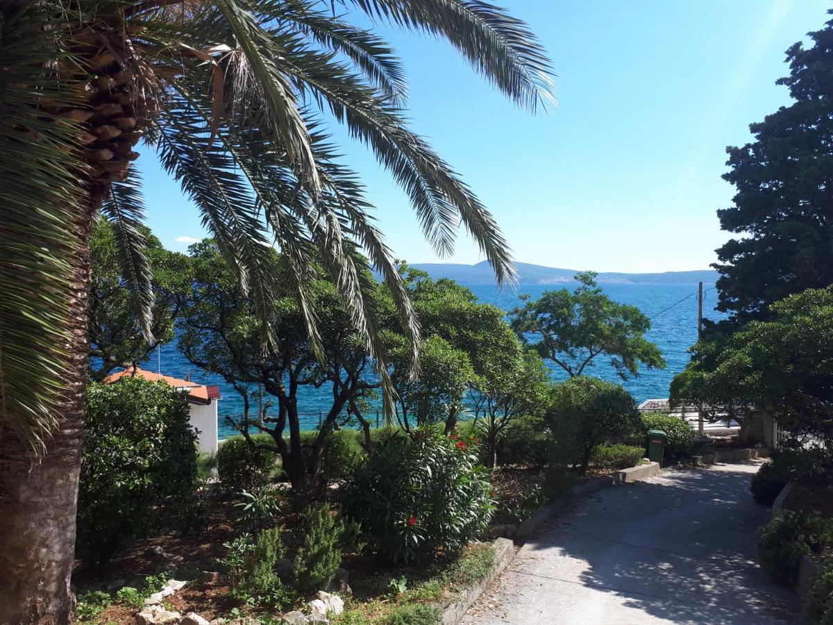 Lilianka Hotell Selce Exteriör bild